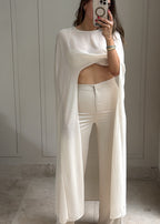 Ivanissa Cape Set