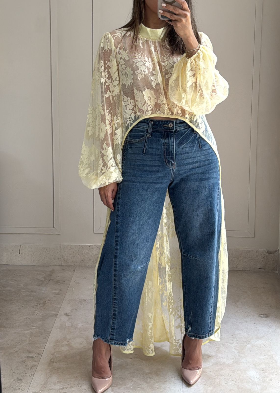 Dahlia Cape