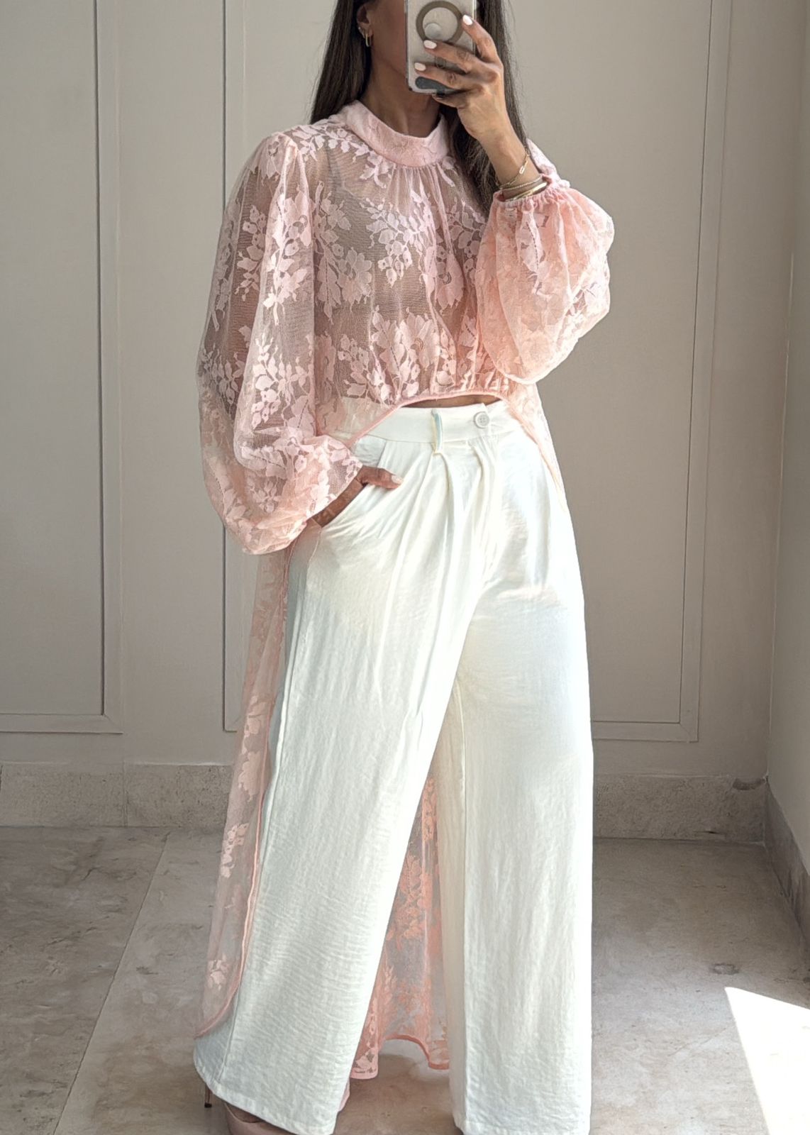 Dahlia Cape